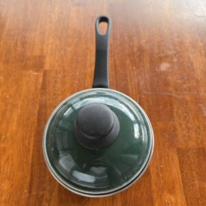 cooking pot