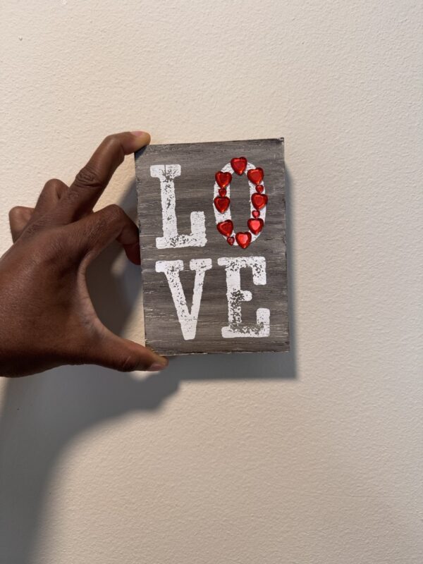 love art sculpture